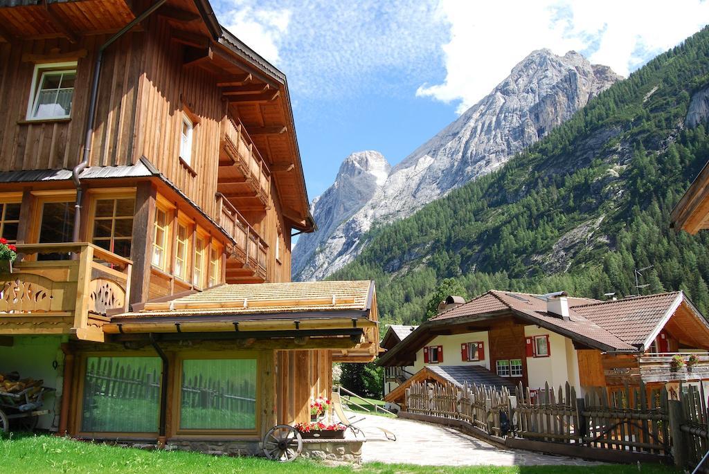 Appartamenti Chalet Orchidea Канацеи Экстерьер фото